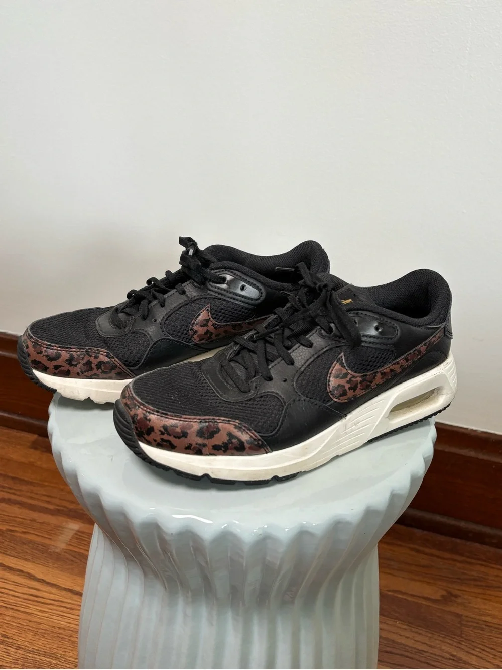 Nike Women's Air Max Sneakers - Black with Brown Leopard - Size 7.5